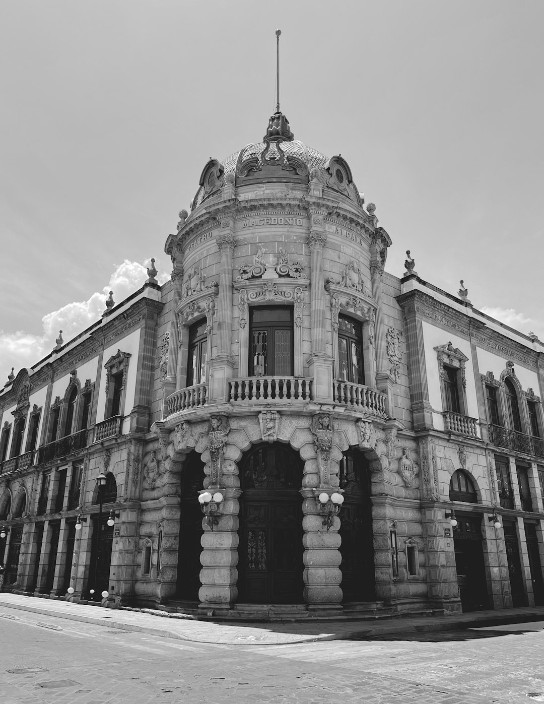 Política Institucional: o que está em jogo em Disparos em massa e proteção de dados: o que esperar das propagandas nestas eleições