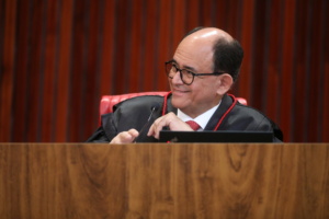 Antonio Carlos Ferreira se despede do TSE com marcas jurisprudenciais