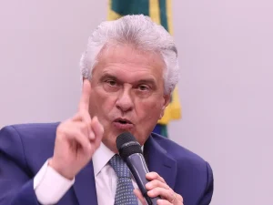 Jurisprudência e Instituições: o que está em jogo em Caiado defende afastamento de Moraes do STF