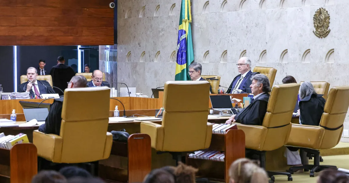 Jurisprudência e Instituições: o que está em jogo em Crise é consequência da politização do STF, diz especialista à CNN