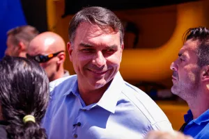 Direito Penal e Processo Penal: o que está em jogo em Flávio cobra de Cármen Lúcia apoio à investigação contra Moraes