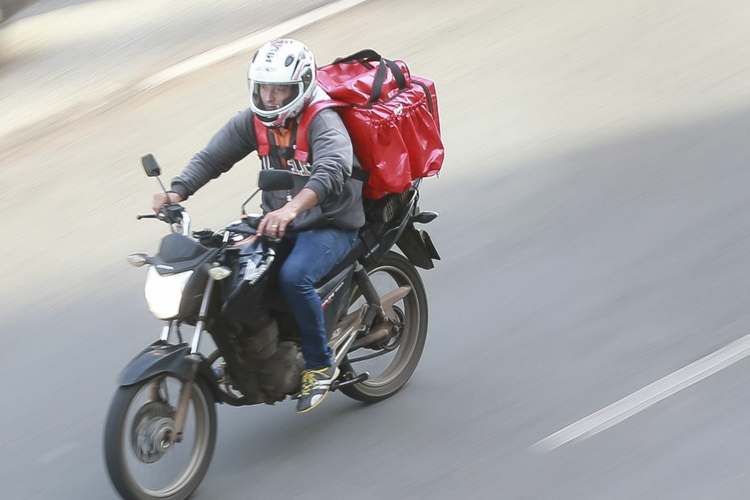 Guerra no delivery exige atuação preventiva do Cade, aponta estudo