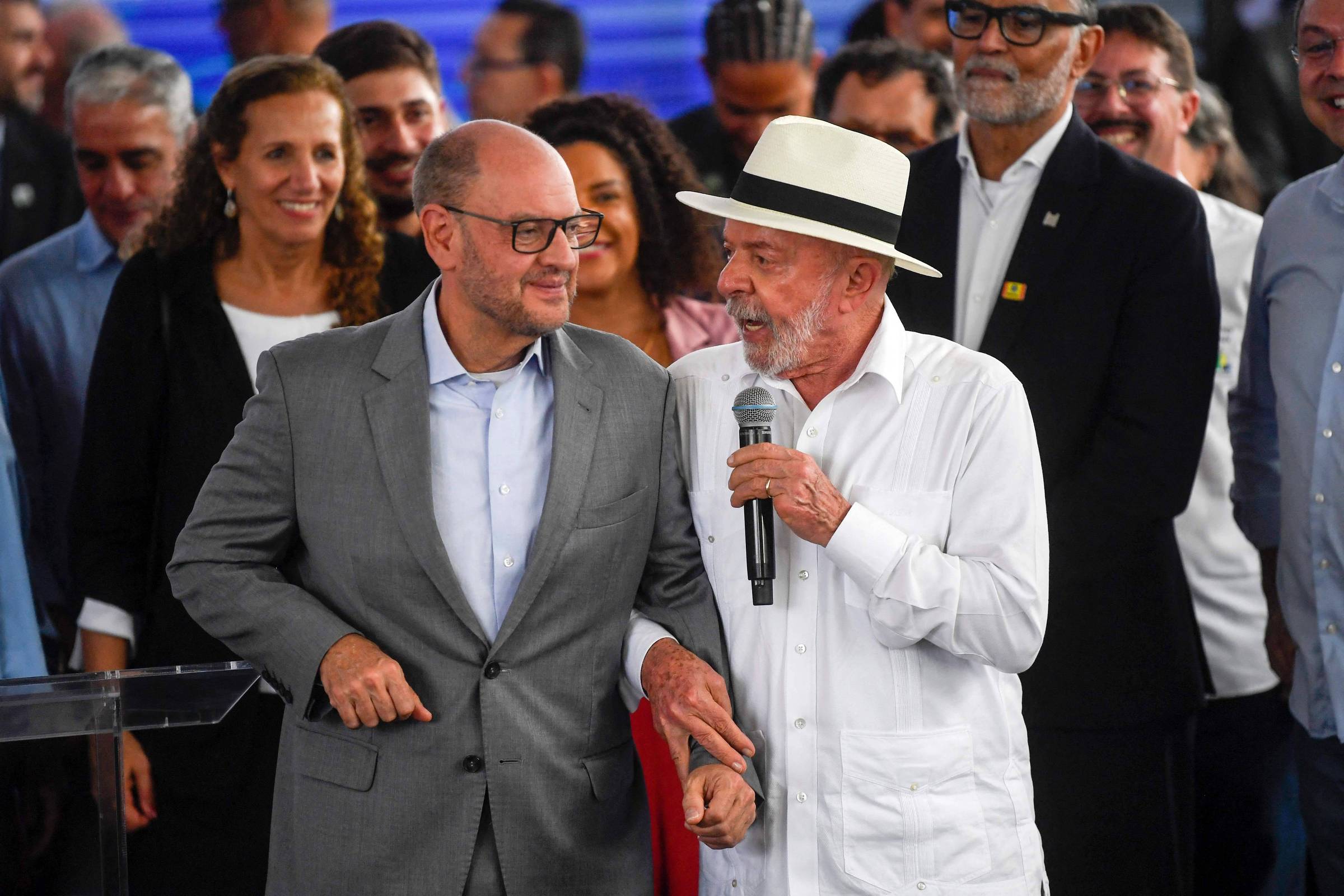 Jurisprudência e Instituições: o que está em jogo em Lula pega carona na limpa de Ricardo Couto no Rio