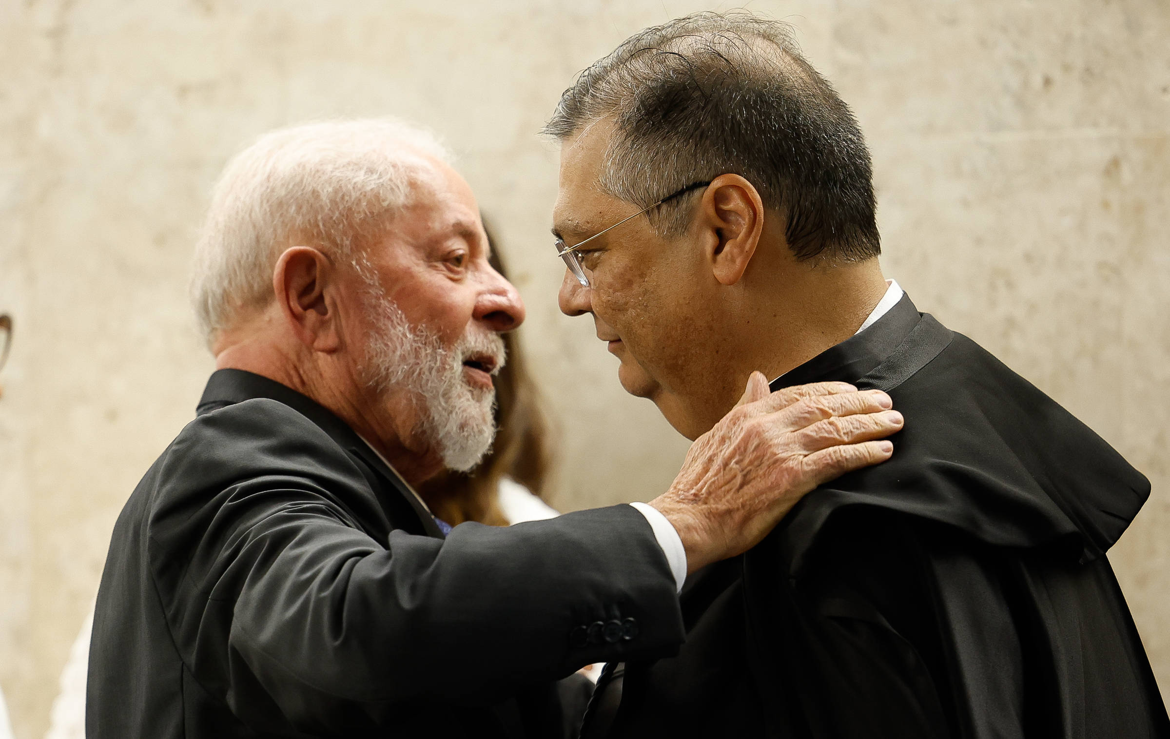 Lula reclama de atuação de Flávio Dino em sessão sobre Alexandre de Moraes no STF