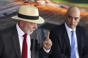 Jurisprudência e Instituições: o que está em jogo em Moraes não deve ir ao desfile de 7 de Setembro com Lula