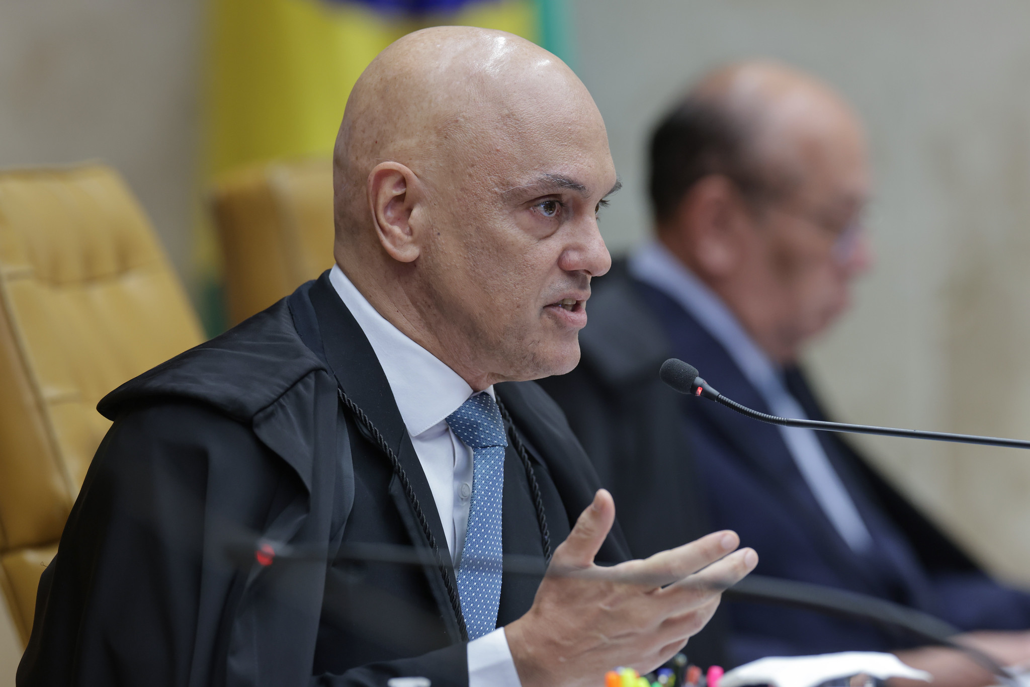 Novo aciona STF para que Moraes seja impedido de votar no caso Master