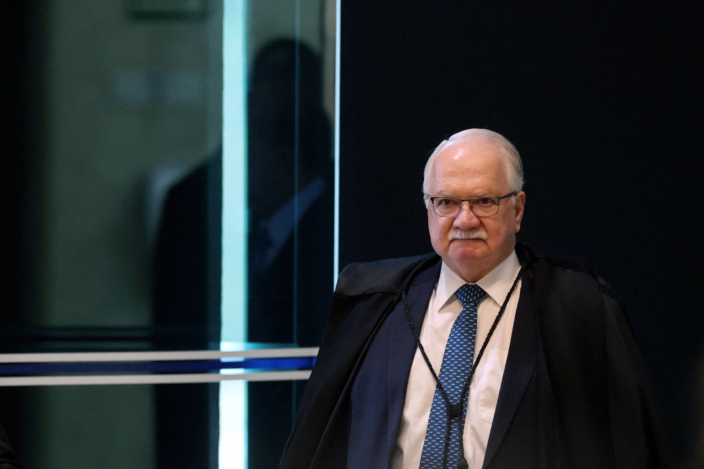 PF responde a Fachin e diz que pode enviar dados integrais do celular de Vorcaro a ministros do STF