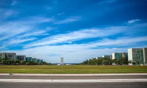 Jurisprudência e Instituições: o que está em jogo em Quem deve participar do desfile de 7 de Setembro em Brasília