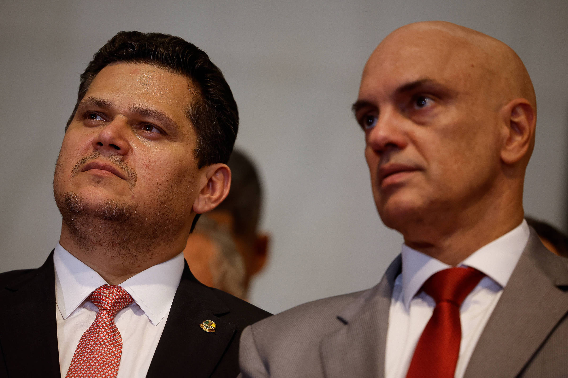 Jurisprudência e Instituições: o que está em jogo em Senadores admitem chance de impeachment no STF e veem Alcolumbre à espera das eleições